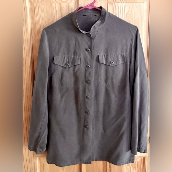 Dark Gray Button-Up Jacket Shirt Pockets Side Slits Muted Color Soft Well Made - Picture 1 of 11